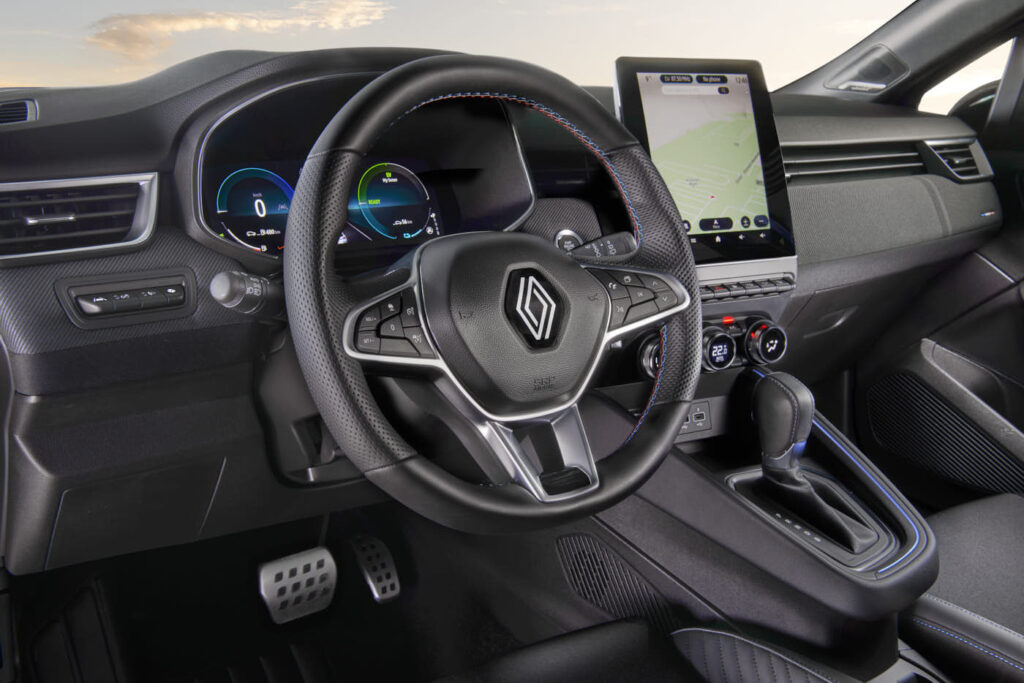 cockpit renault clio