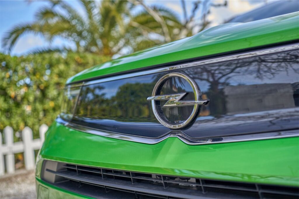 opel vizor