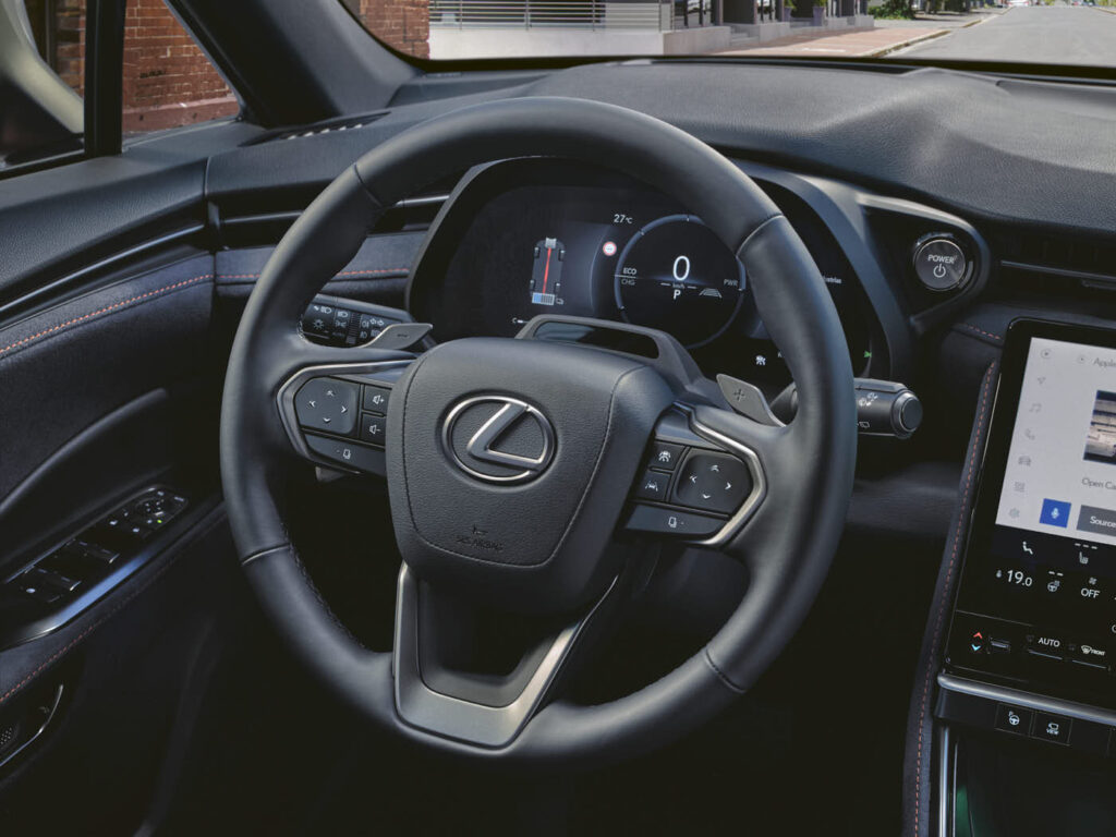 lexus lbx cockpit