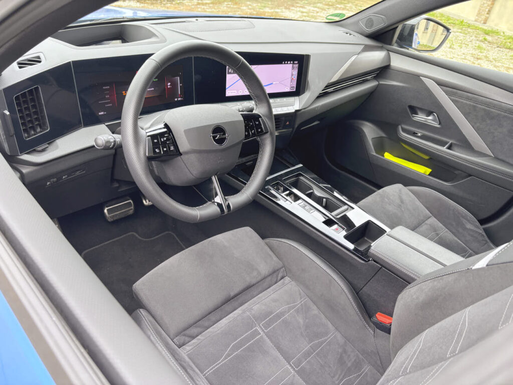 opel astra electric cockpit