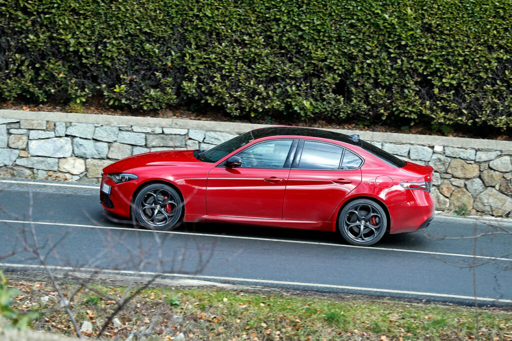 Giulia Tributo Italiano