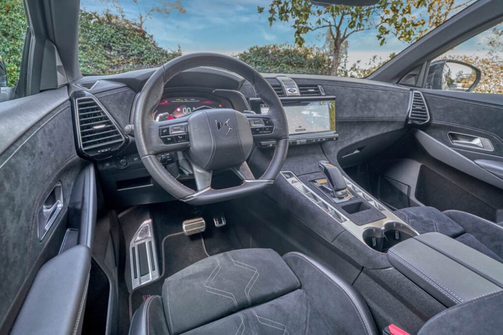 ds 7 e-tense cockpit