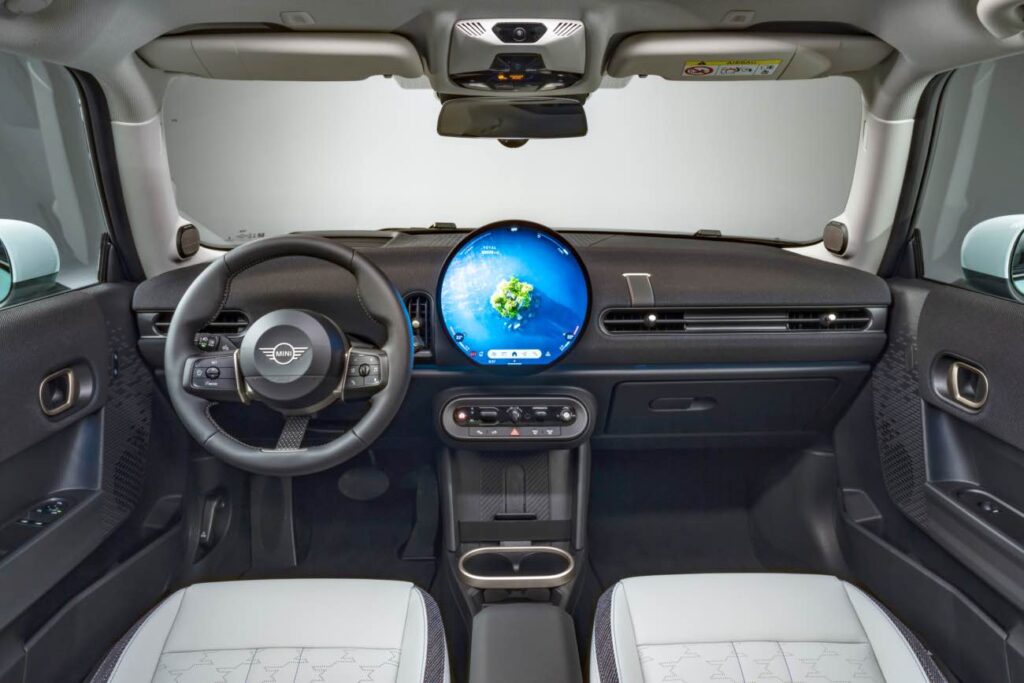 mini cooper cockpit