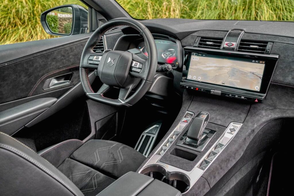 ds 7 cockpit
