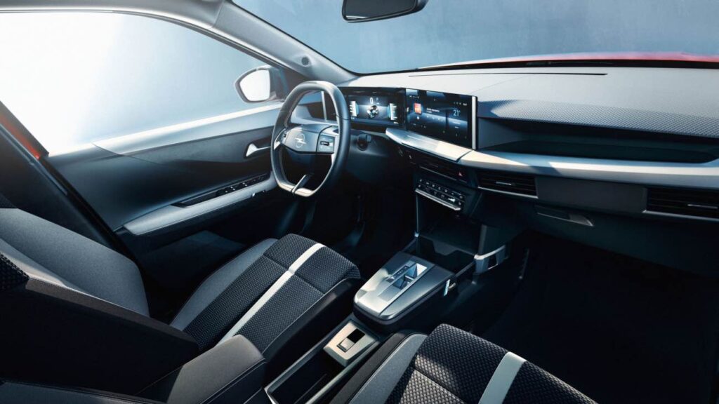 opel frontera cockpit