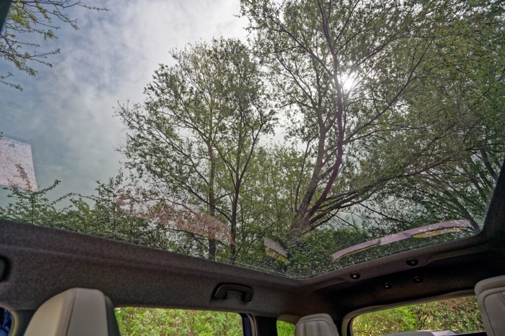 prova renault espace tetto panoramico