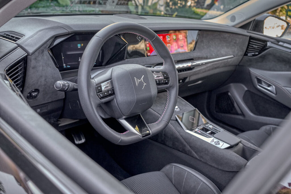 ds 4 cockpit